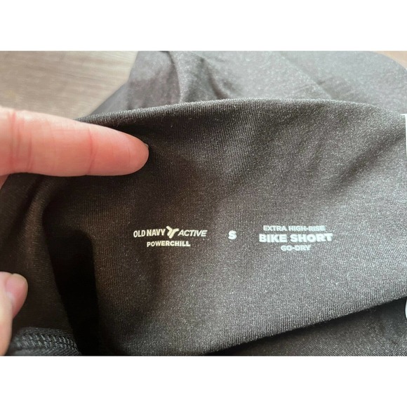 Old Navy Womens Biker Shorts Size Small Black High Rise L7 - Picture 4 of 8